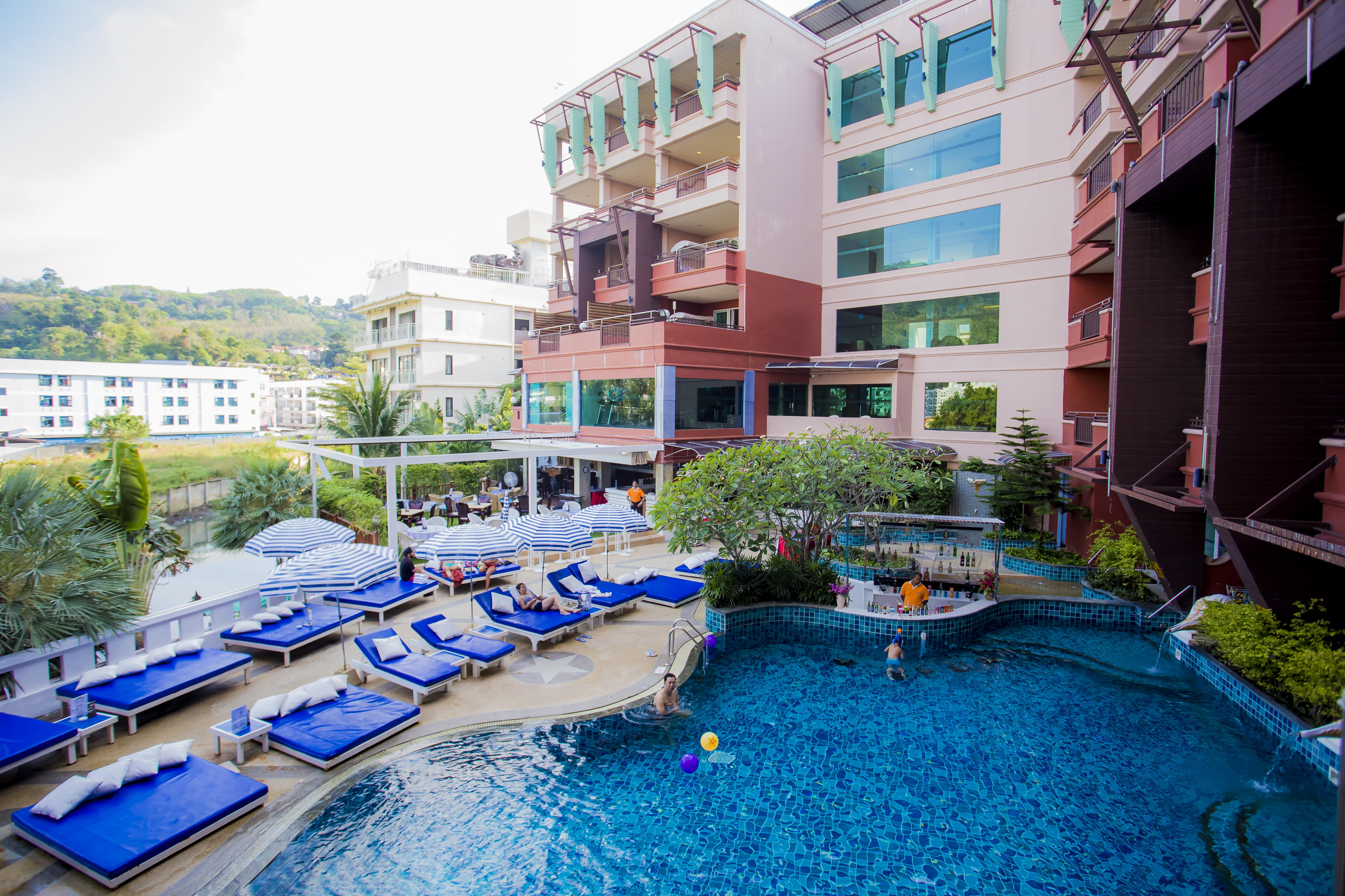 Blue Ocean Resort Patong Exterior foto