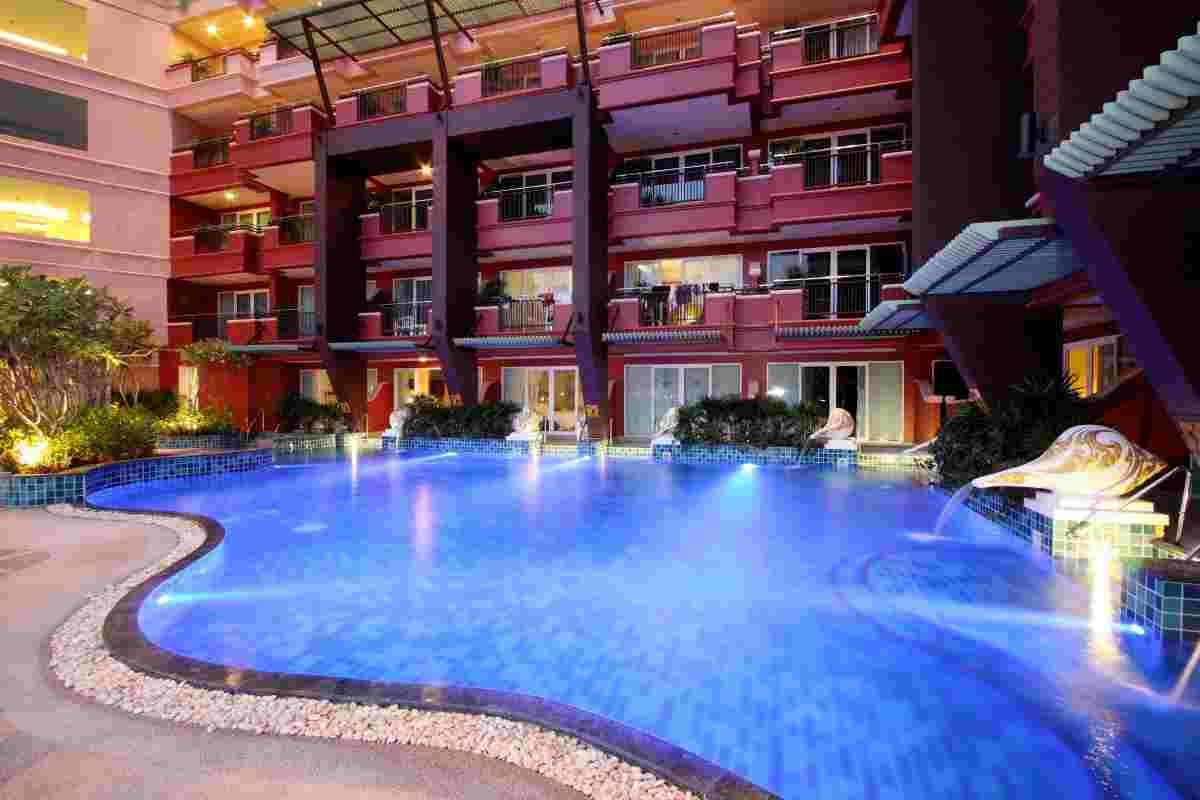 Blue Ocean Resort Patong Exterior foto